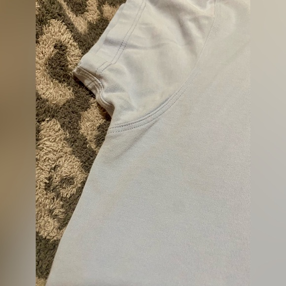 Lululemon Blue Linen Cates Tee - Picture 5 of 5